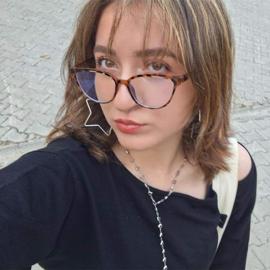 Gözde Safinaz ARSLAN